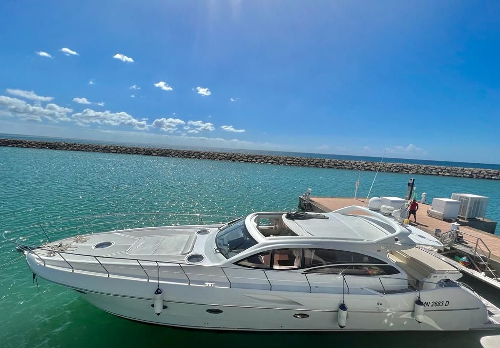 Alena 56 private yacht to Saona Island
