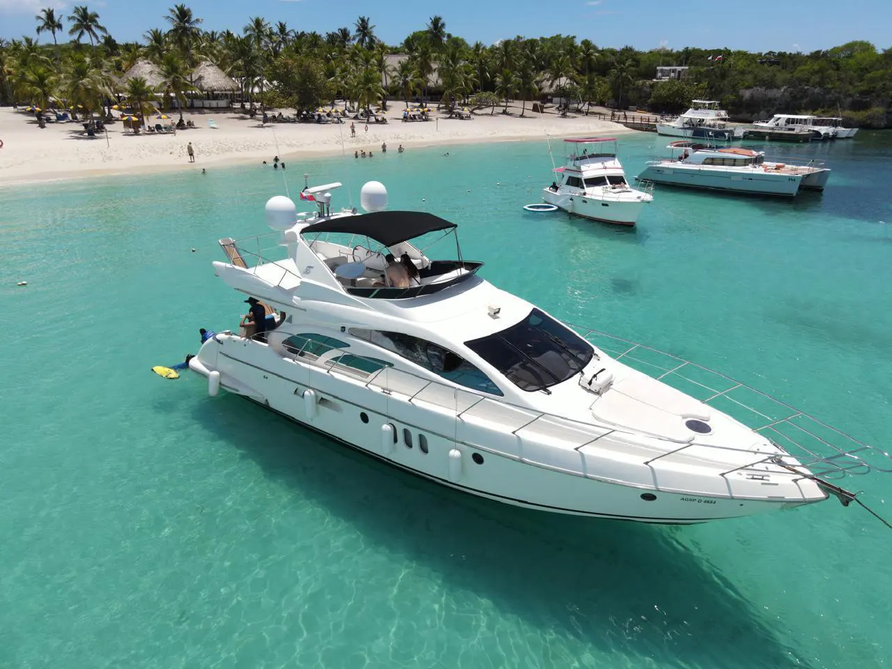 Azimut 55ft private luxury yacht