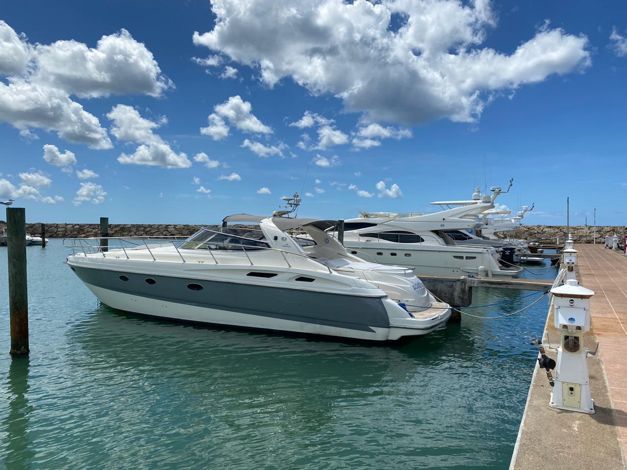 Cranchi 50ft private yacht charter